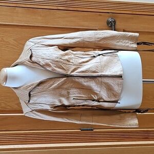 VINTAGE ANDREW MARC WRINKLED  LEATHER JACKET IN SIZE SMALL.
